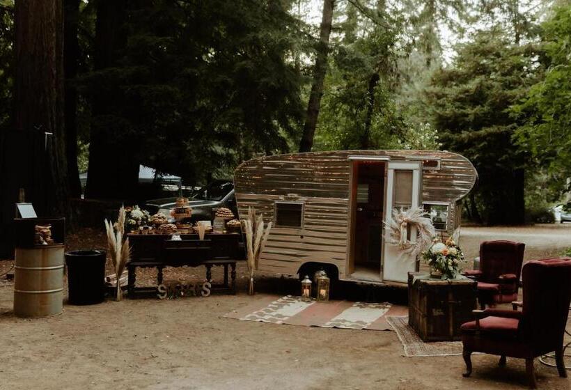 Redwoods River Resort & Campground