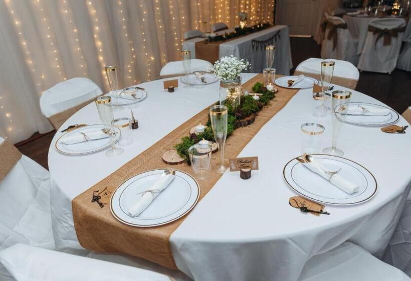 Redwoods River Resort & Campground