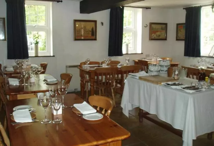 The Old Forge Seafood Restaurant And Bed And Breakfast