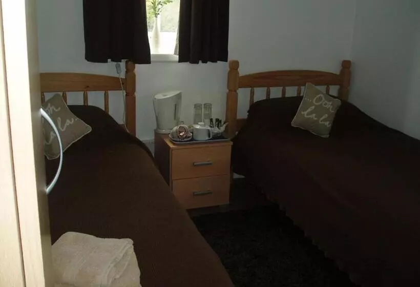 The Old Forge Seafood Restaurant And Bed And Breakfast