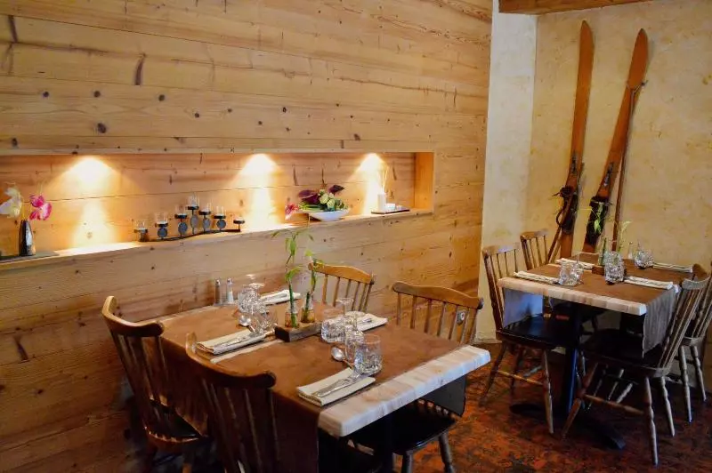 Отель Auberge De Costaroche