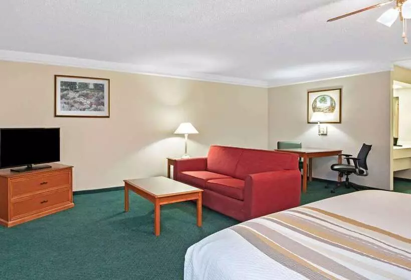 Отель Baymont By Wyndham Fort Stockton