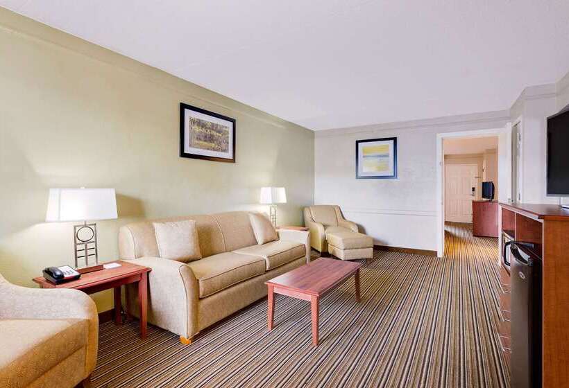 Отель Baymont By Wyndham Jacksonville Orange Park