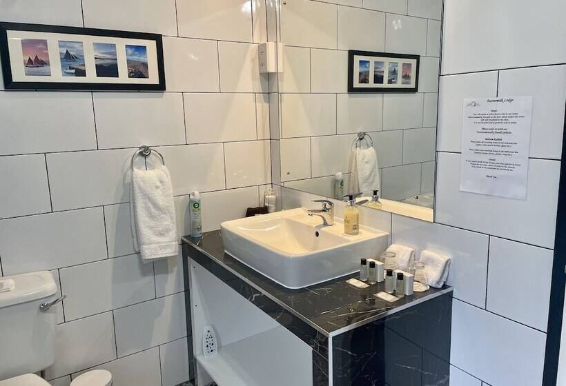 فندق Buttermilk Lodge Guest Accommodation