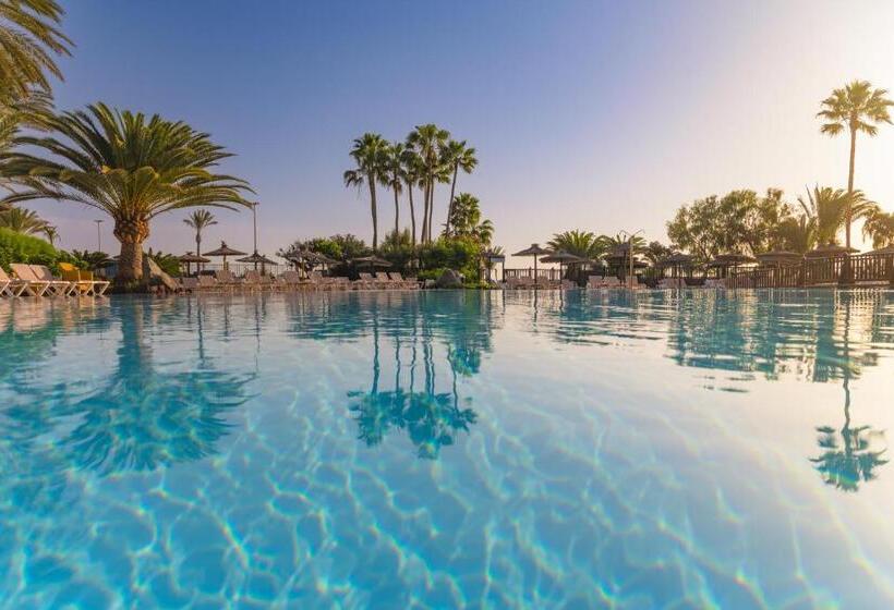 בית מלון כפרי Elba Sara Beach & Golf Resort