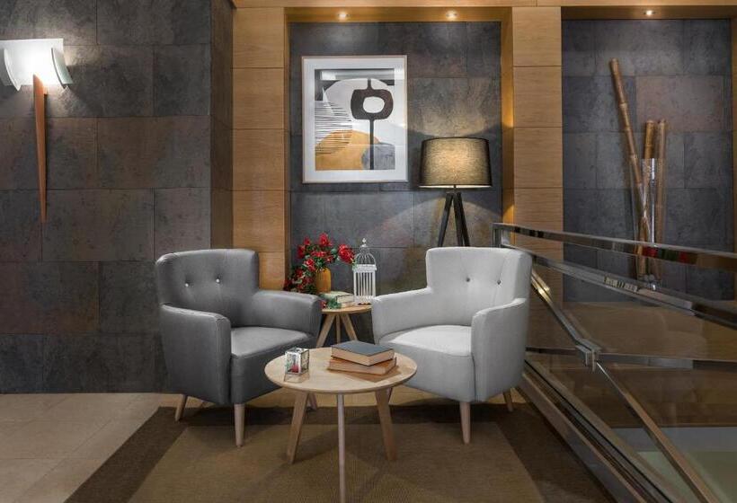 בית מלון כפרי Elba Sara Beach & Golf Resort