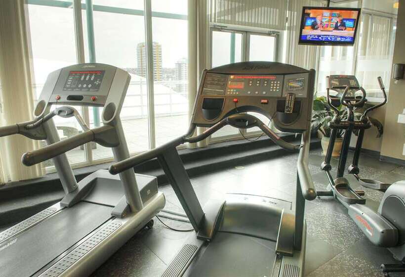 هتل Hampton Inn And Suites By Hilton, Downtown Vancouver