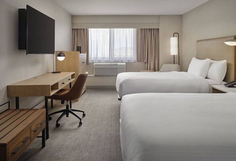 فندق Courtyard San Francisco Airport Burlingame