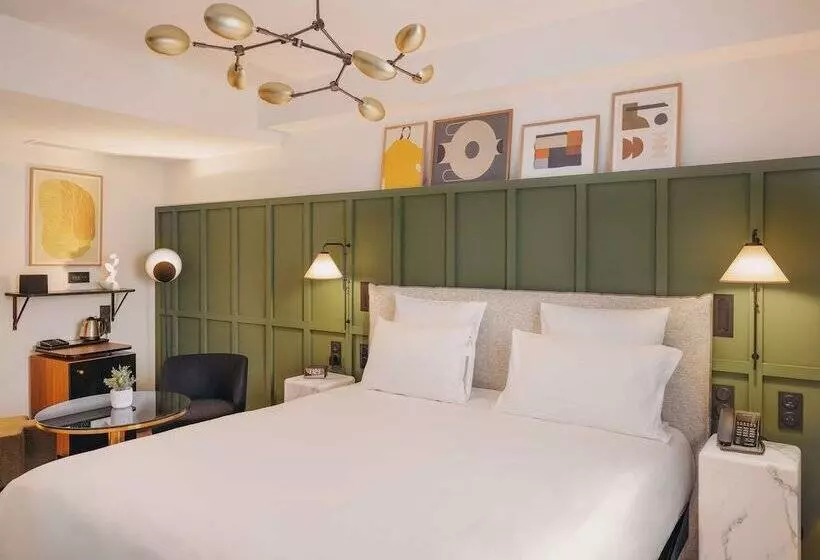 Marty Hotel Bordeaux - Tapestry Collection by Hilton