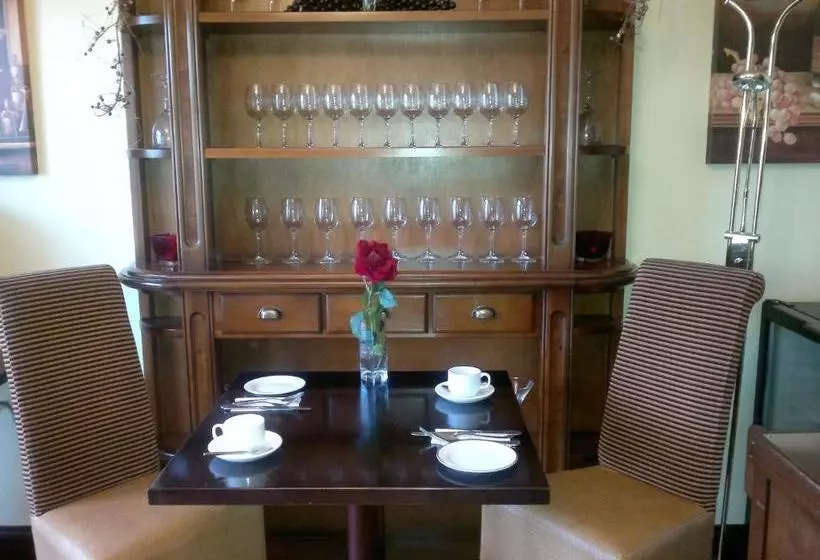 Pensjonat Ashford Manor Guesthouse