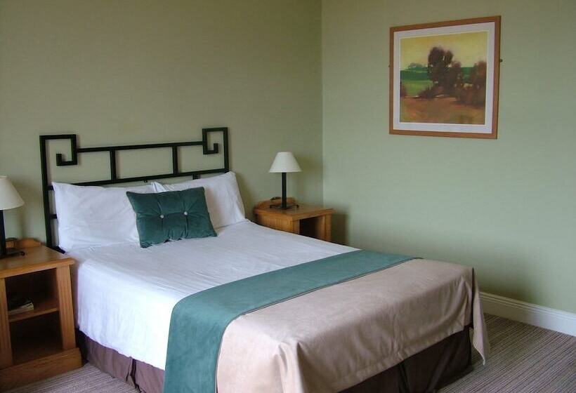 Woodlands Hotel & Leisure Centre