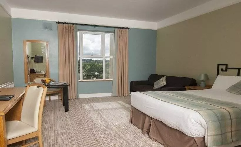 Woodlands Hotel & Leisure Centre