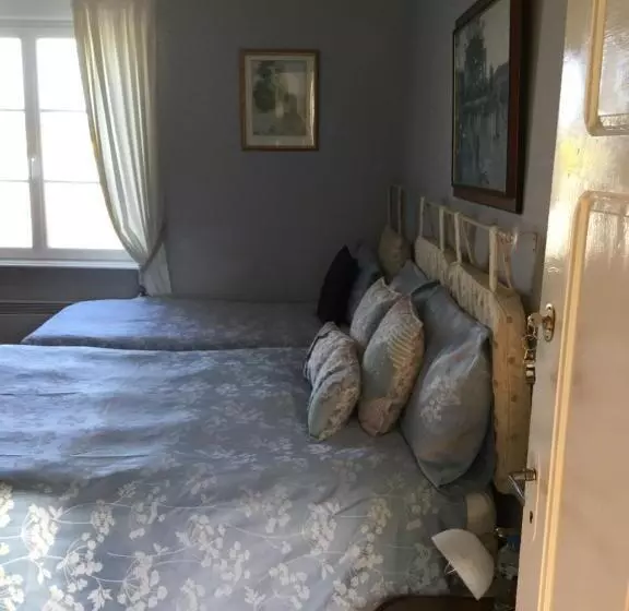 تختخواب و صبحانه Les Voiles Vertes