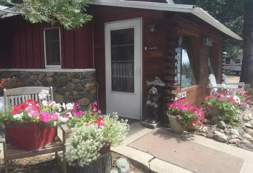 ベッドアンドブレックファースト Sierra Sky Lodge