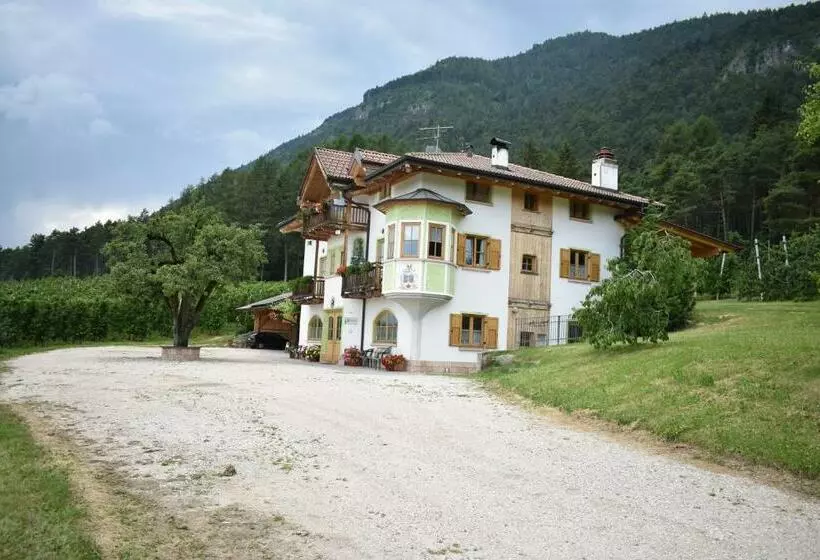 ホテル Agriturismo Maso Tafol