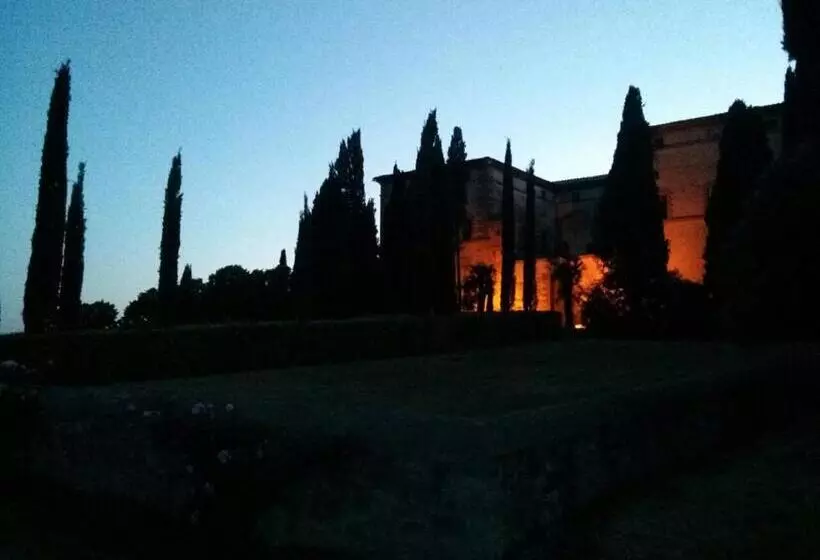 ホテル Argiano Dimore Wine Relais