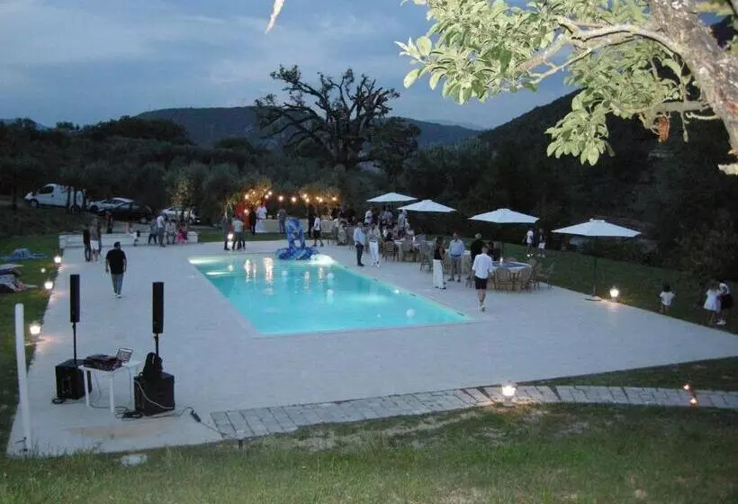 Hotelli Il Borgo Di San Michele