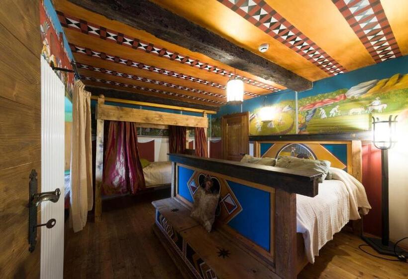 פנסיון Castello Di Zumelle