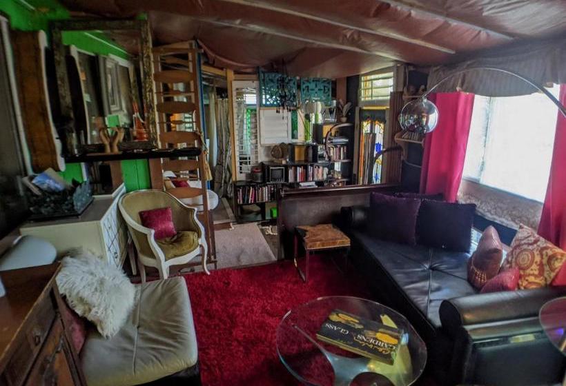 بنسيون Villa Anita In Death Valley