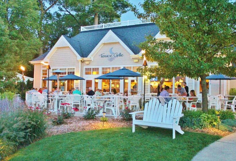 منتجع Bay Pointe Inn