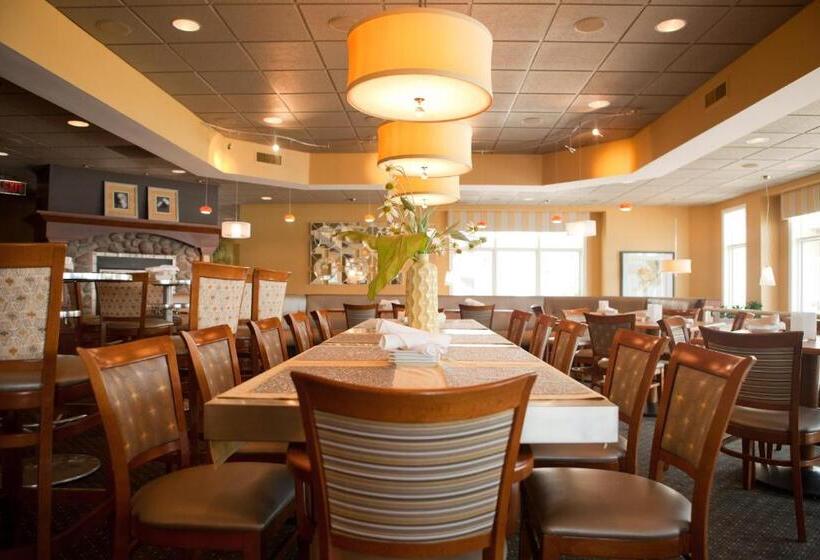 منتجع Bay Pointe Inn