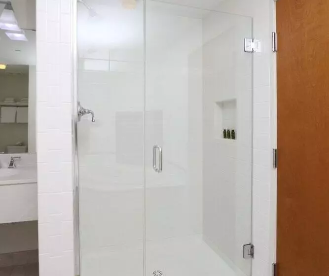 Lomakeskus Bay Pointe Inn