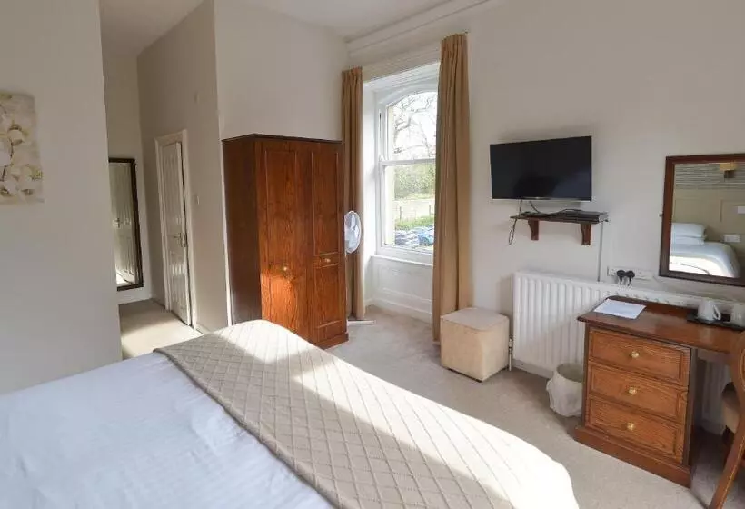 Steeton Hall Hotel & Restaurant