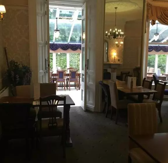 Steeton Hall Hotel & Restaurant