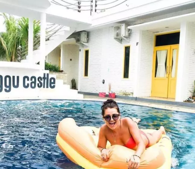 ユースホステル Canggu Castle