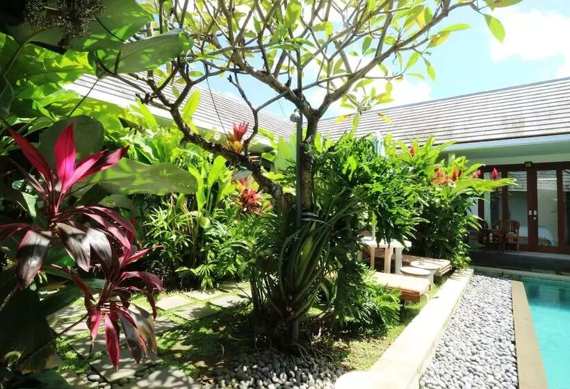 ホテル Anyar Bagus Villa