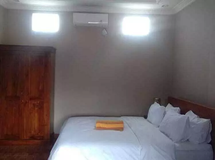 Aamiaismajoitus (B&B) Teba Mesari Homestay