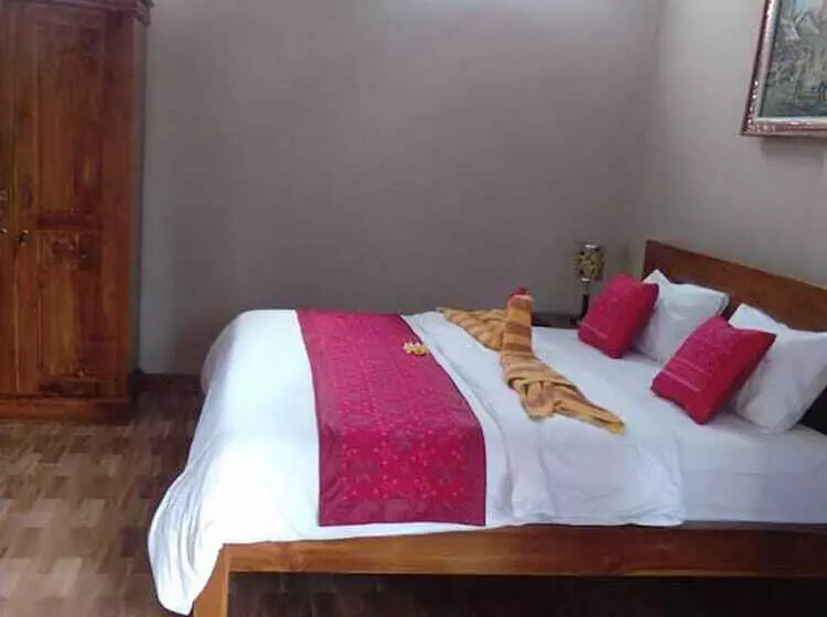 Aamiaismajoitus (B&B) Teba Mesari Homestay