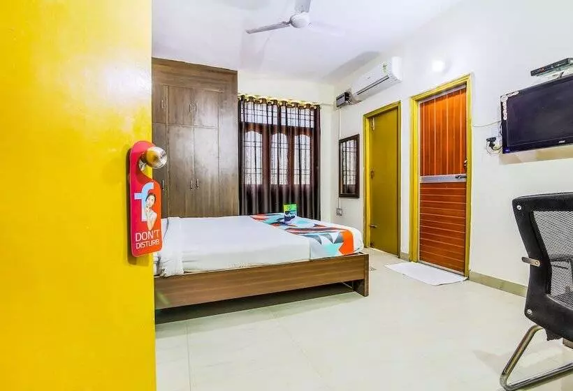 Fabhotel Vibrant Guest House