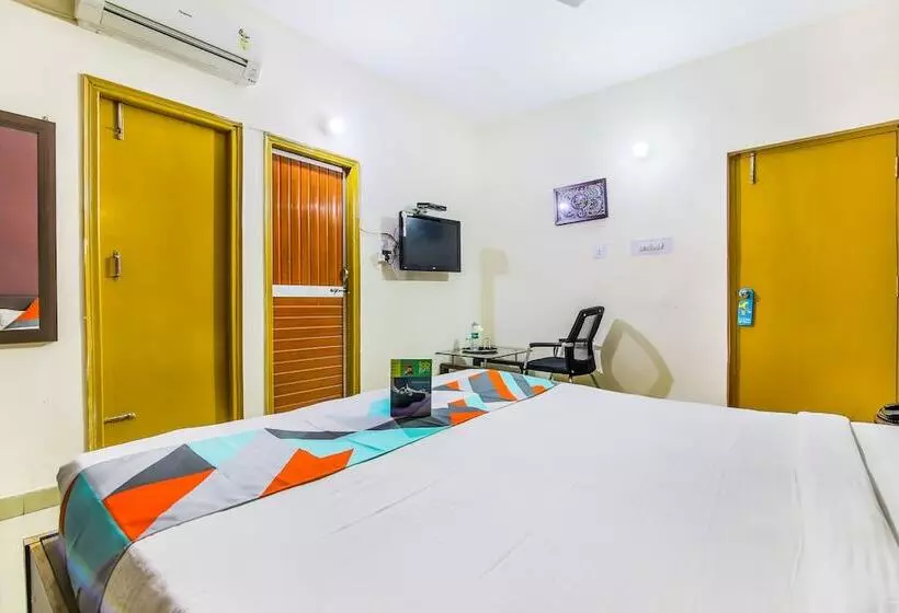 Fabhotel Vibrant Guest House