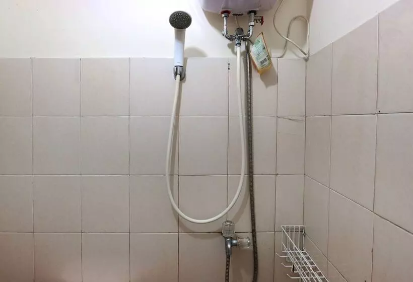 Hotelli Snowy@apartemen Tifolia