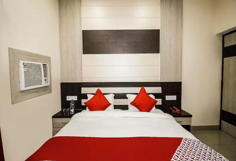 ホテル Soni International By Oyo Rooms