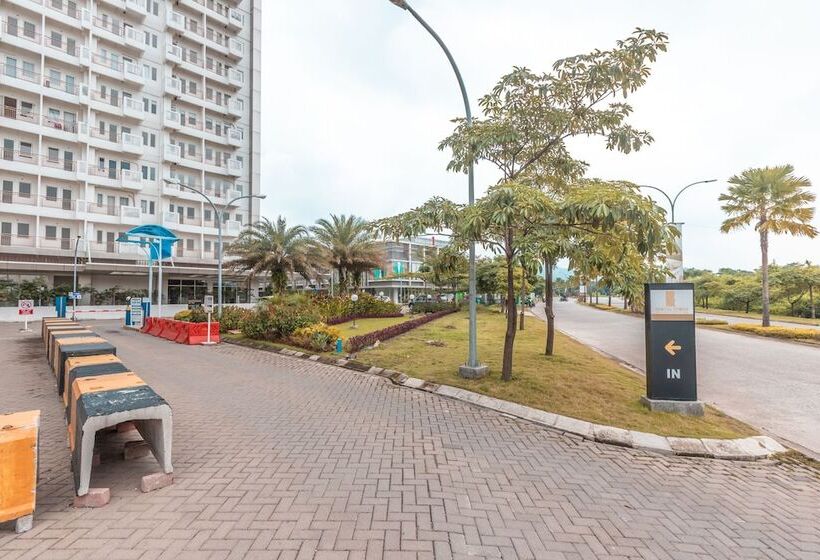 Общежитие Sentul Tower By Oyo Rooms