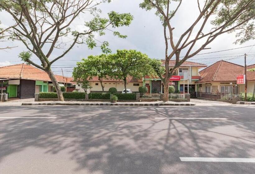 فندق صغير Spot On 1708 Hotel Budi Famili 1 Syariah