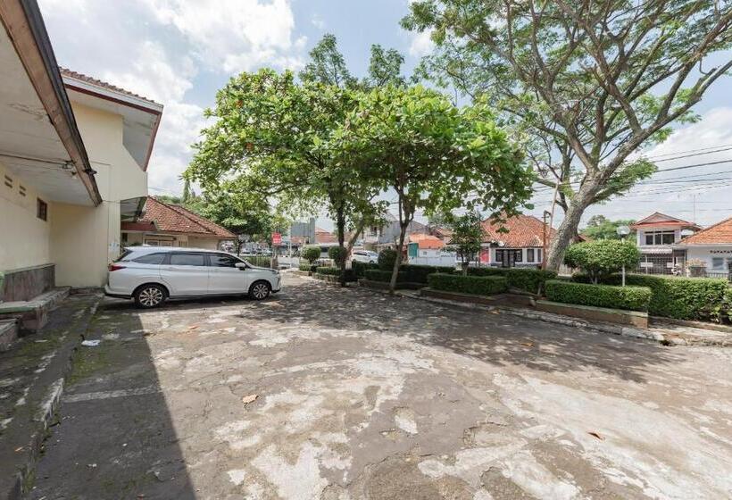 فندق صغير Spot On 1708 Hotel Budi Famili 1 Syariah