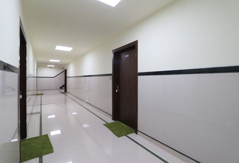 בית מלון כפרי Comfort Inn By Oyo Rooms