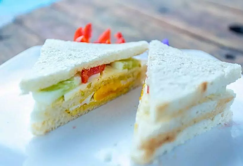 ホテル Edriyan Bungalow By Oyo Rooms