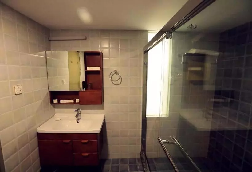 Humming Bird Hotel & Banquet