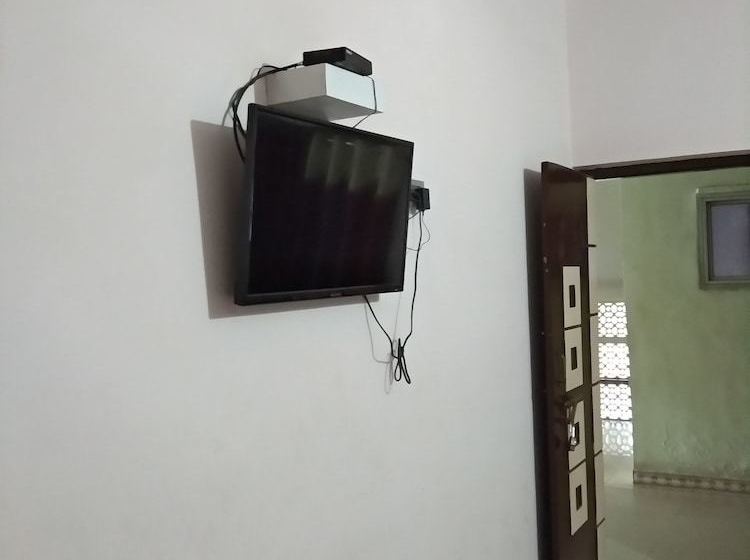 酒店 Iroomz Sagar Deluxe