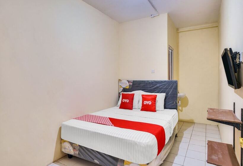 בית מלון כפרי Mn Residence By Oyo Rooms