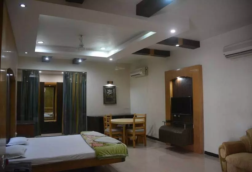 Hotelli Naveen Residency