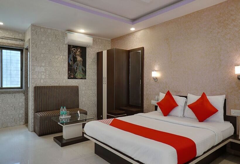 Hotelli Orient Bay Inn By Oyo Rooms