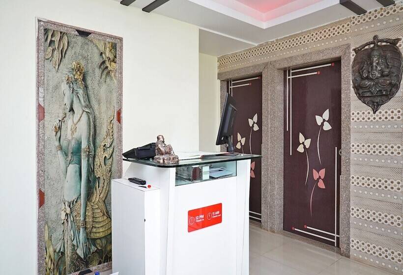 Hotelli Orient Bay Inn By Oyo Rooms