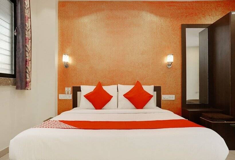 Hotelli Orient Bay Inn By Oyo Rooms