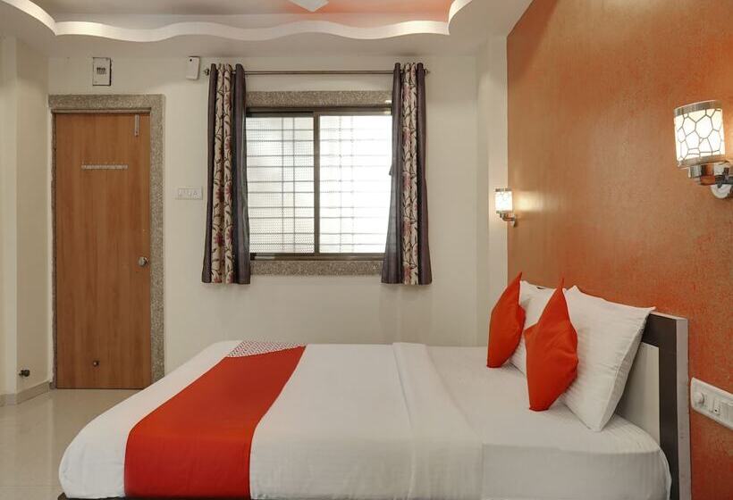 Hotelli Orient Bay Inn By Oyo Rooms