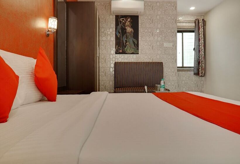 Hotelli Orient Bay Inn By Oyo Rooms